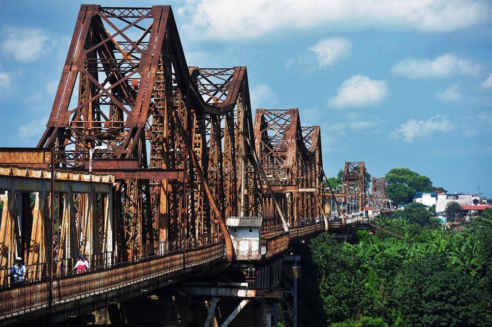 pont de Long Bien