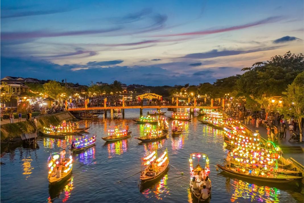 escapades romantiques, luxe romantique, attractions à Hoi An