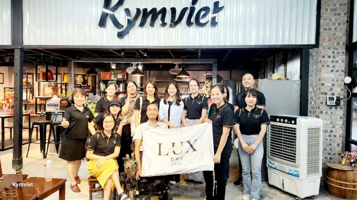 L'équipe Lux Travel DMC à Kym Viet