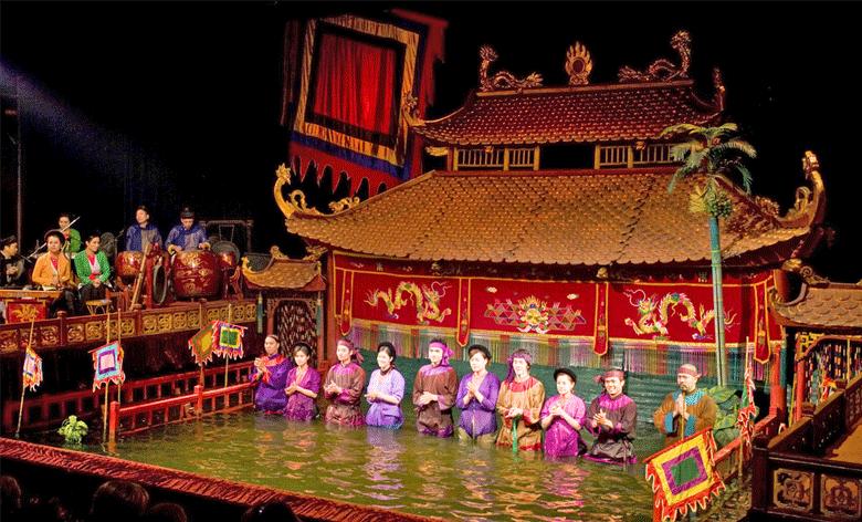 Théâtre de marionnettes sur l'eau Thang Long : un délice culturel
