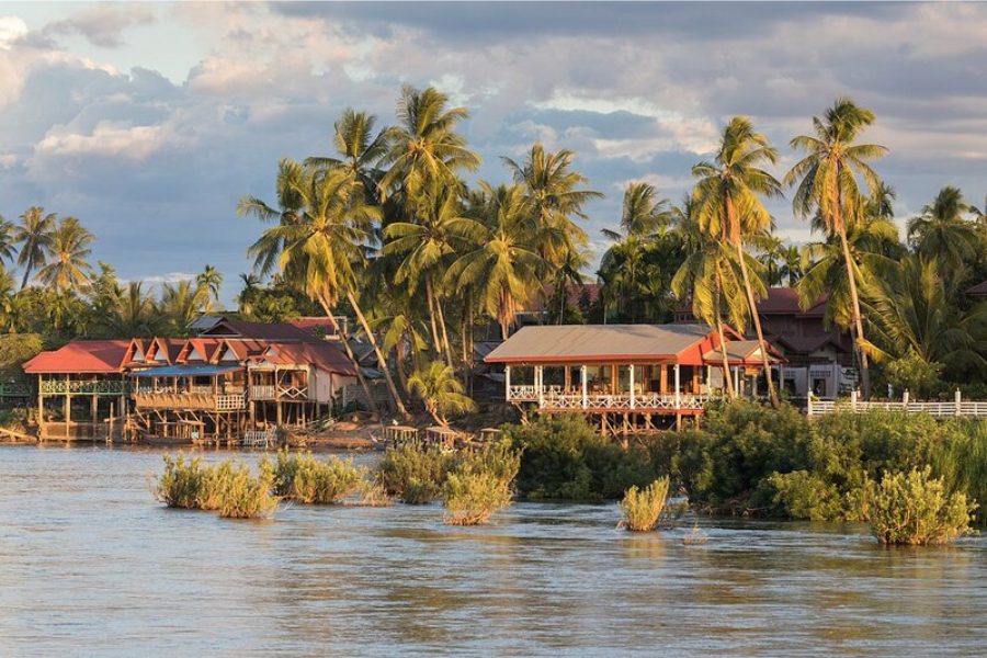 Si Phan Don, Lieux à visiter au Laos