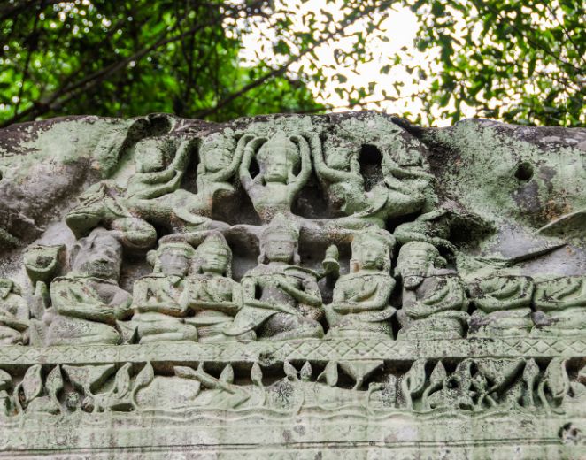 Exploration du temple oublié de Beng Mealea.