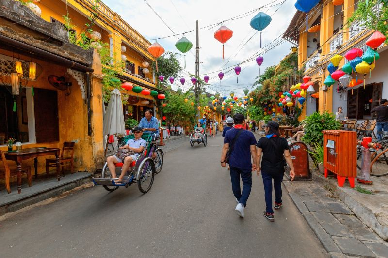 HO CHI MINH DEPARTURE [Guide/B]