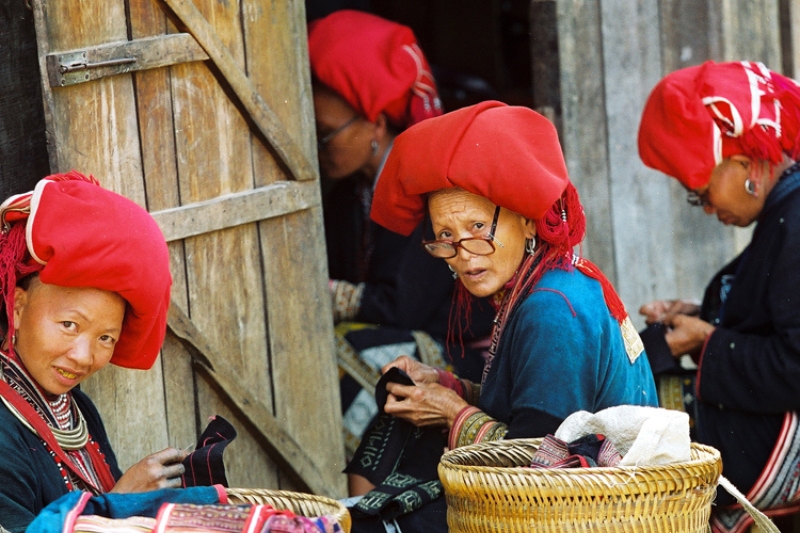 SAPA - LOVE WATERFALL - FANSIPAN BY CABLE CAR [Guide/B]